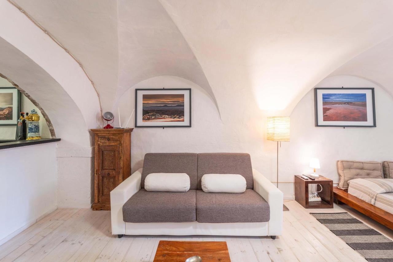 Casa Gilbert 101 Apartment Alghero Exterior photo